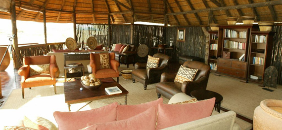 Kings Pool Camp - Lounge