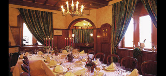 Knight's Room