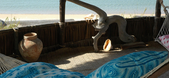 Kiwayu Safari Village