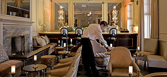 Bar at Mount Nelson