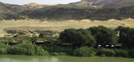 Serra Cafema Camp