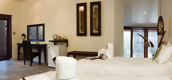 Peponi Hotel - Bedroom