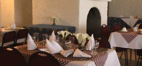 Gorilla Nest Hotel - Dining Room