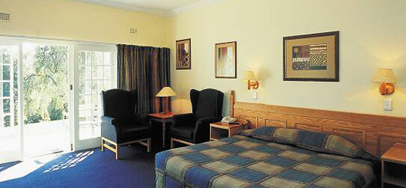 Deluxe Room - Cathedral Peak Hotel