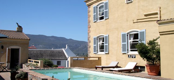 Pool - Auberge Burgundy