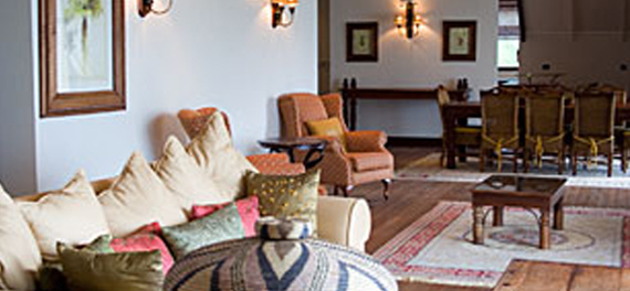 The Wharf Hotel and Marina - Lounge