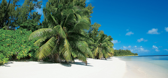 Desroches Island Resort - Beach