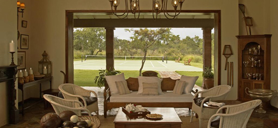 Singita Sasakwa Lodge - Lounge